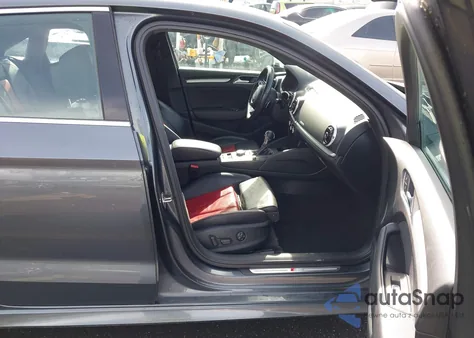 2015 Audi S3 2.0T Premium Plus z USA, uszkodzony, nr VIN WAUBFGFF0F1053261